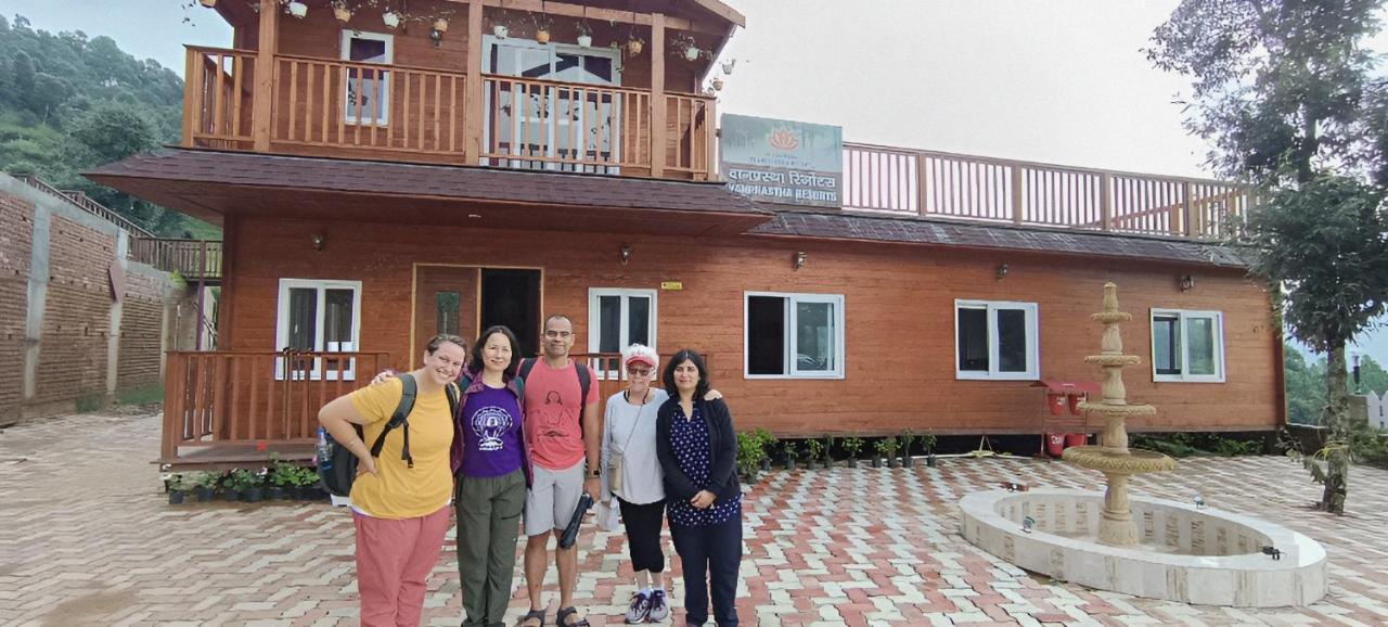 Vanprastha Resorts Dwarahat Экстерьер фото