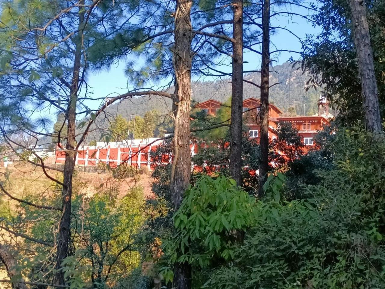 Vanprastha Resorts Dwarahat Экстерьер фото